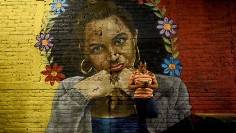 El Salvador: coloridos grafitis en vez de simbología pandillera