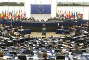 Varios eurodiputados aclaran que Wikipedia está exenta de la nueva directiva de Copyright Una sesión del Parlamento Europeo. EFE/Archivo