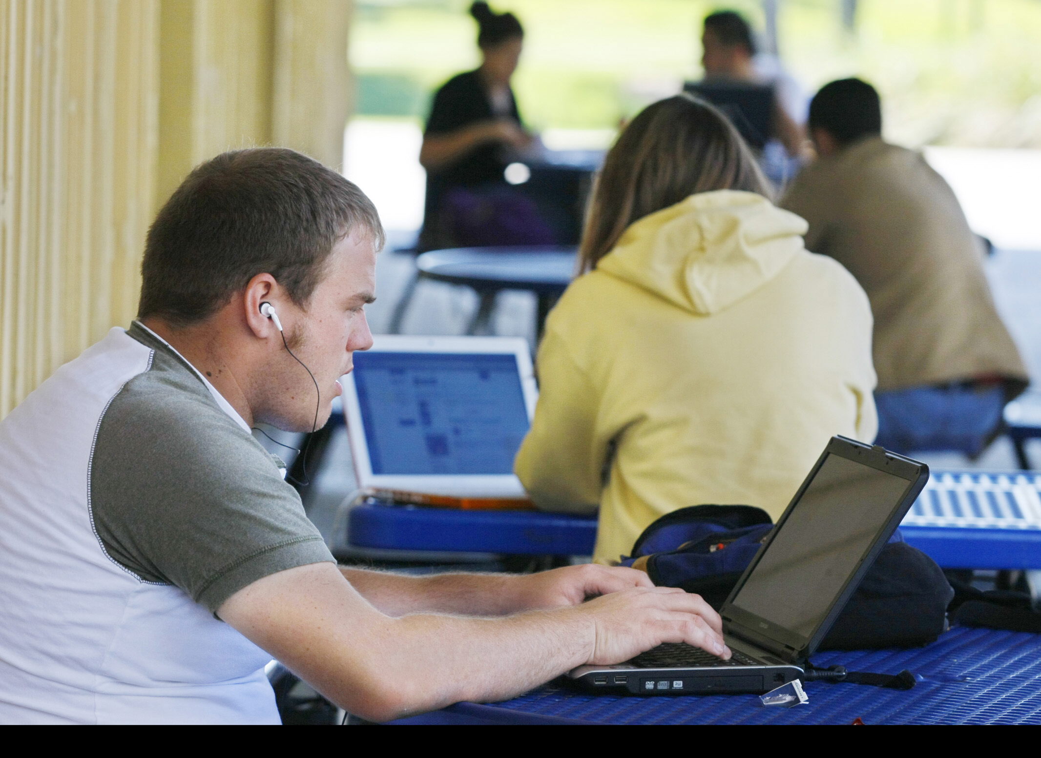 Un estudio vincula la hiperactividad al uso de plataformas digitales en los adolescentes