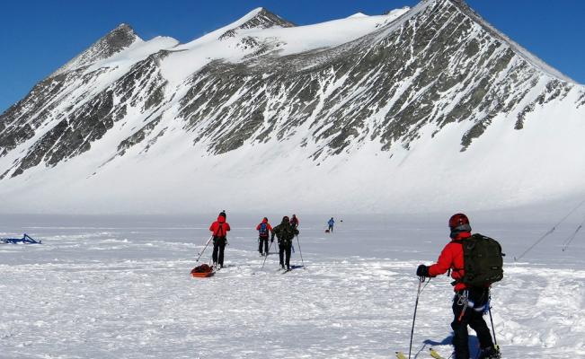 Expedición científica parte hacia el círculo polar para estudiar el clima