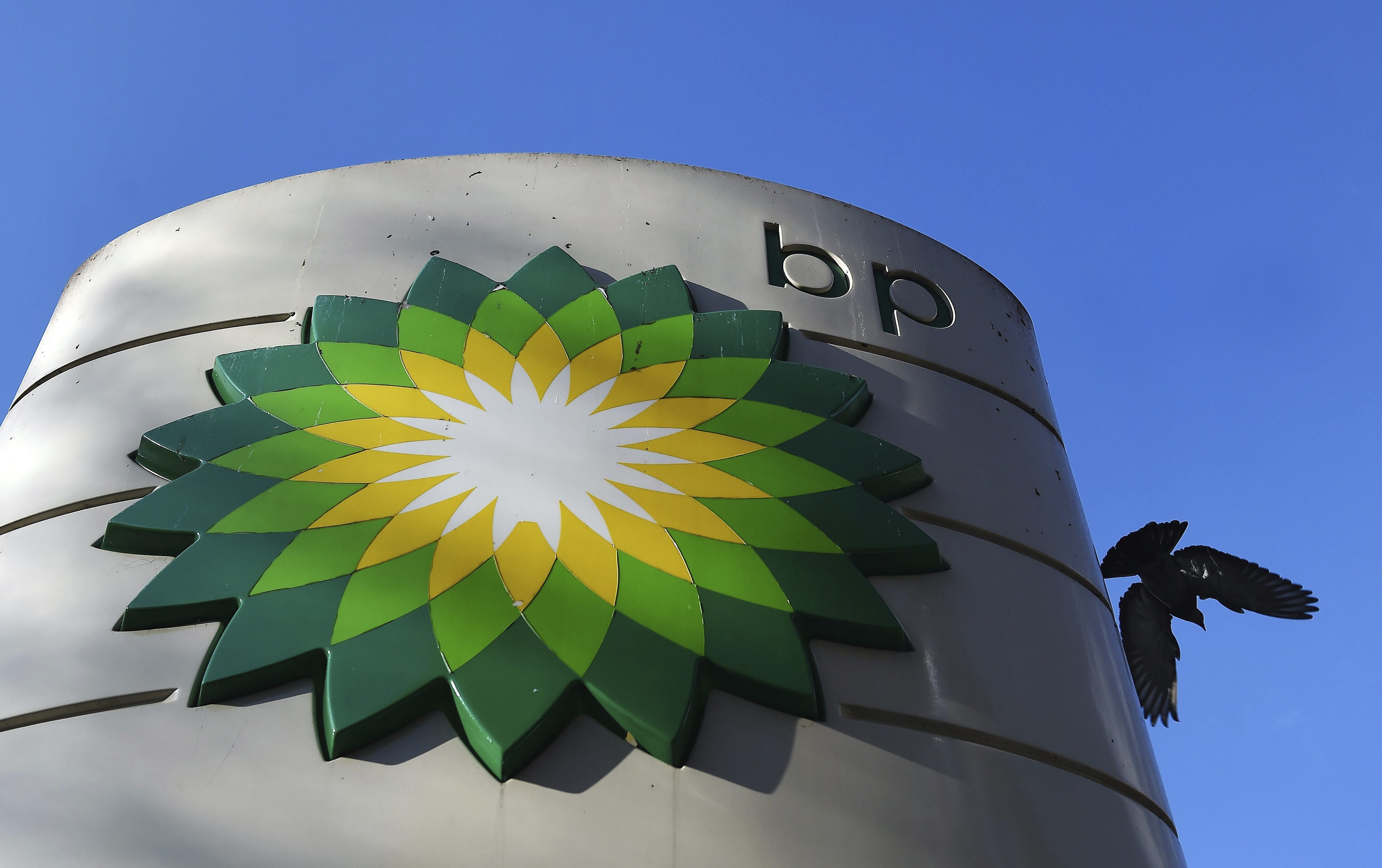 BP aumenta su dividendo por primera vez en cuatro años por el alza del crudo