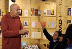 Ricardo Alcántara: "Es necesario que los niños se eduquen en la lectura"