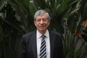 Experto israelí reclama más dinero público para investigación universitaria