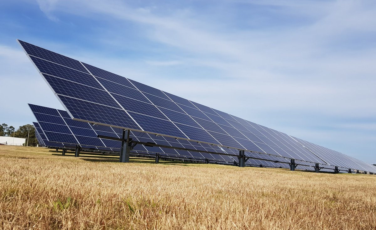 Uruguay inaugura la primera planta fotovoltaica en un aeropuerto de América Latina