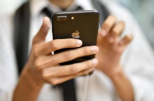 Lanzamiento de nuevos teléfonos inteligentes y relojes de Apple