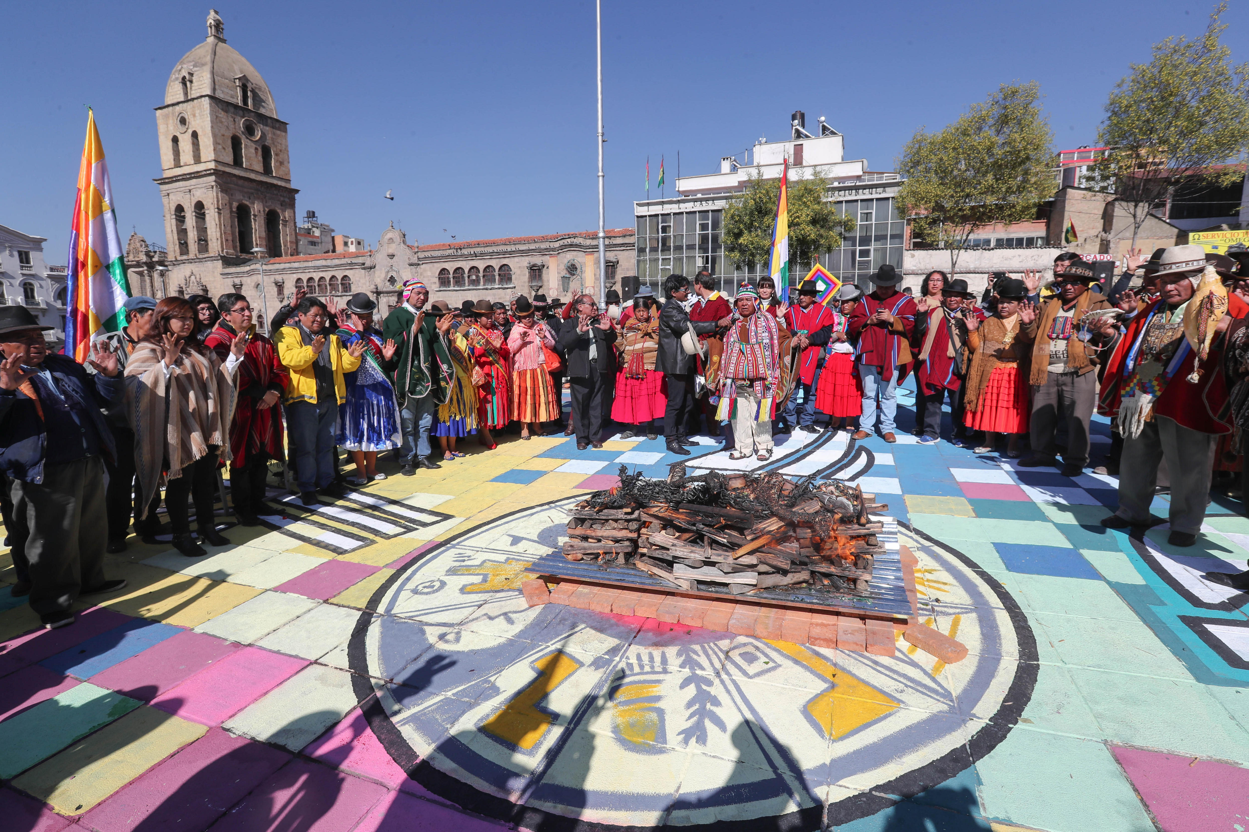 Bolivia inicia agosto con rituales milenarios de gratitud a la Madre Tierra