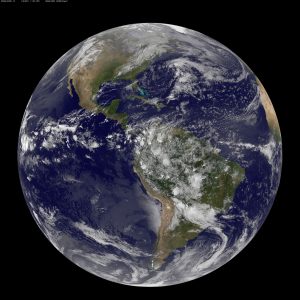 VISTA DEL CONTINENTE AMERICANO FACILITADA POR LA NASA EN EL DÍA DE LA TIERRA.
