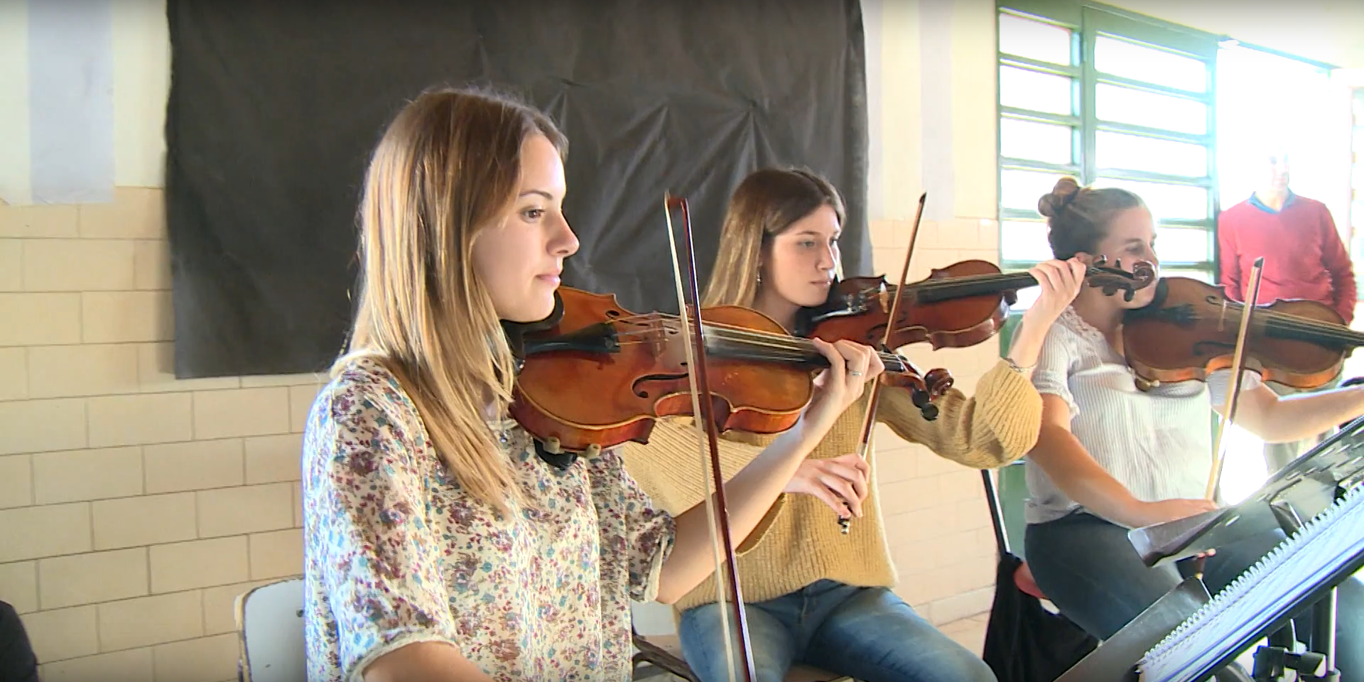 Orquesta Escuela, instrumento social