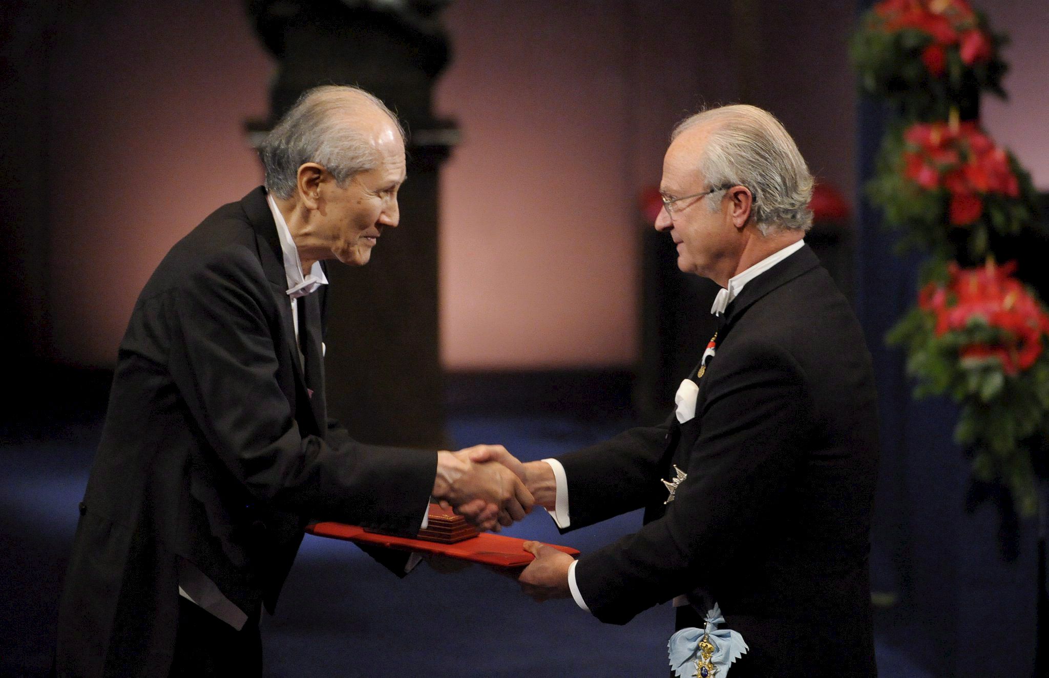 Fallece a los 90 años el Nobel de Química japonés Osamu Shimomura