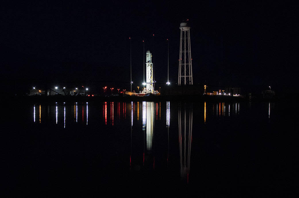 China y Francia lanzan su primer satélite