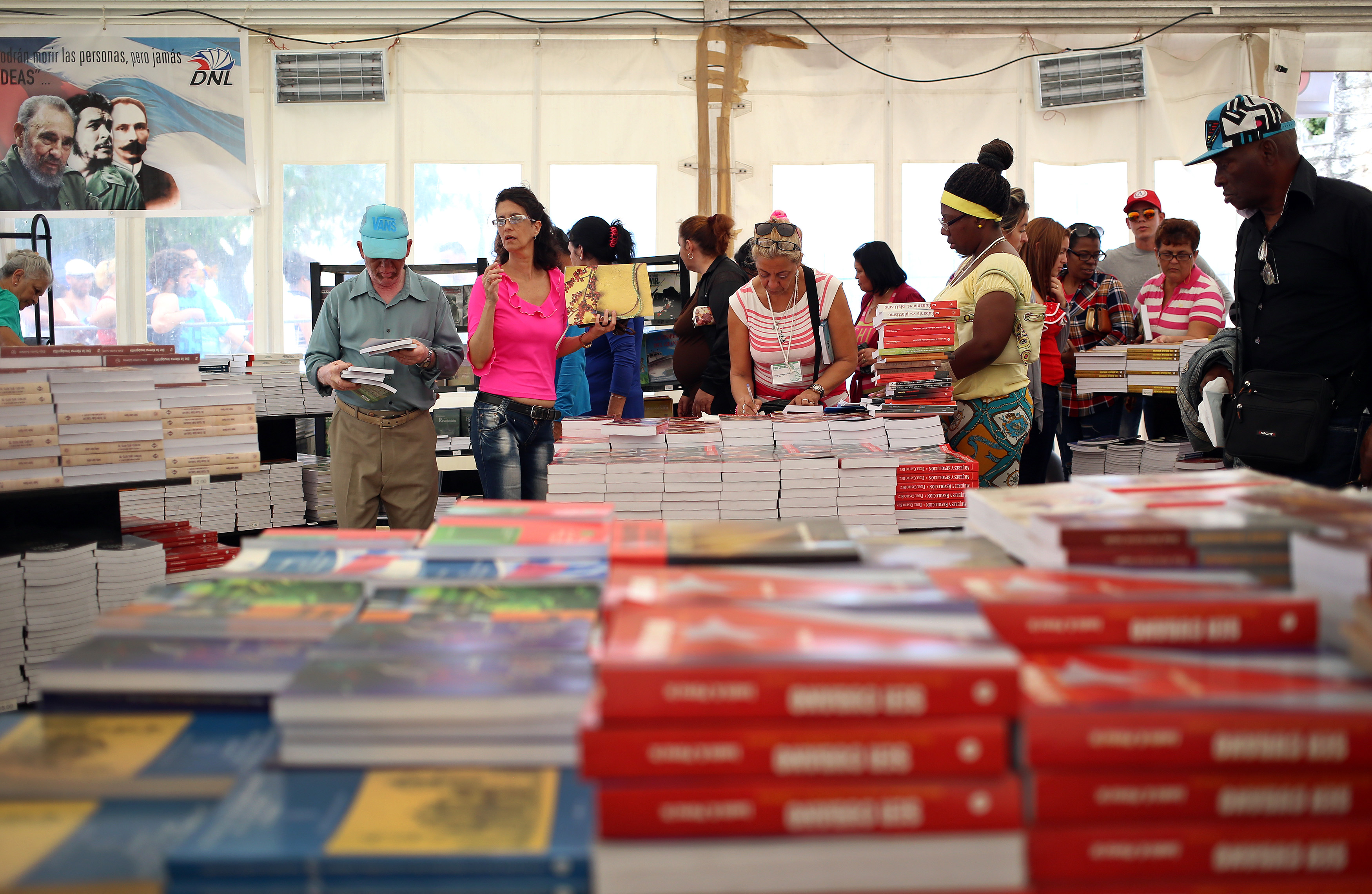 Cuba celebrará en febrero su 28 Feria del Libro con Argelia como invitada