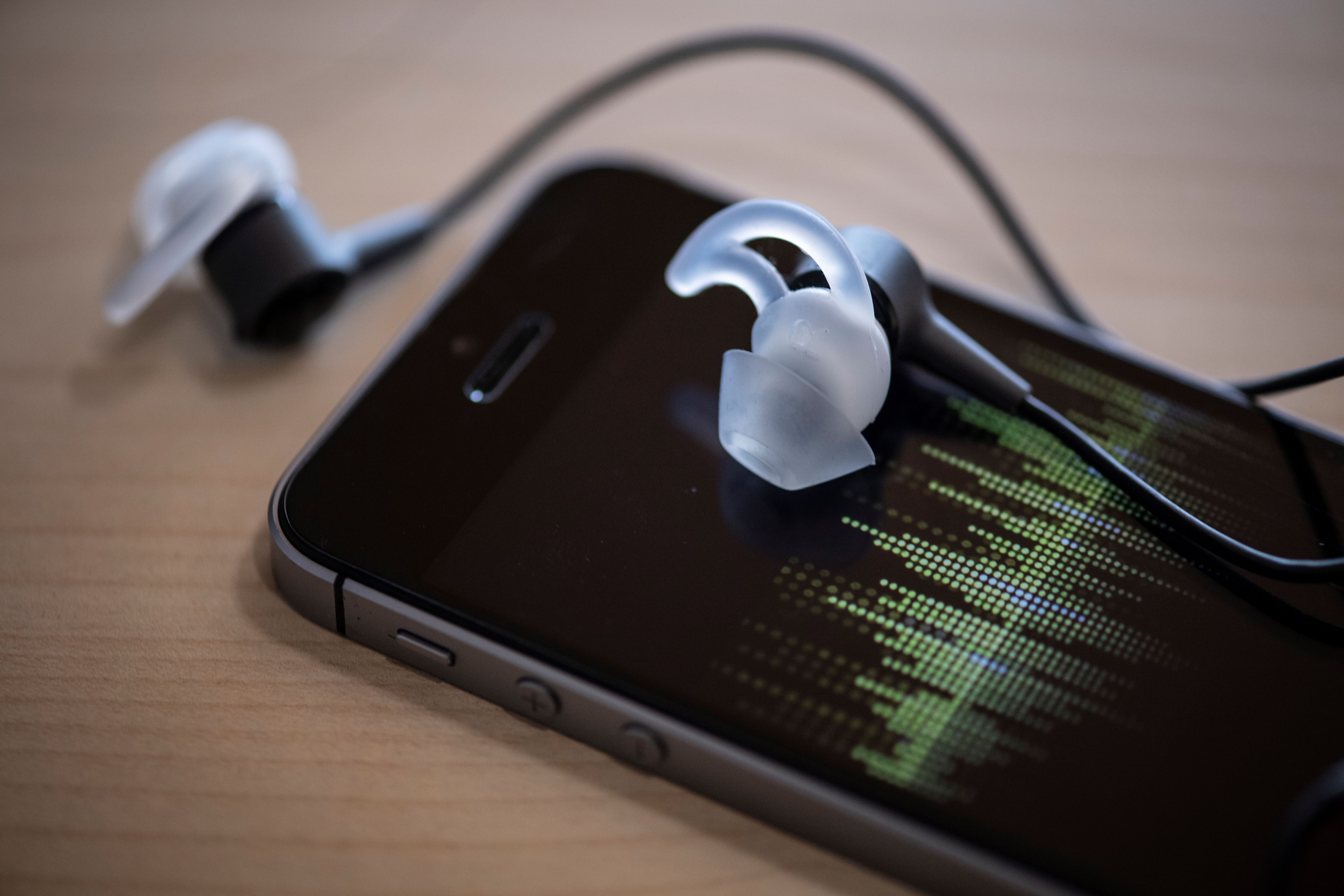 La OMS alerta sobre el volumen de audios de los smartphones y MP3