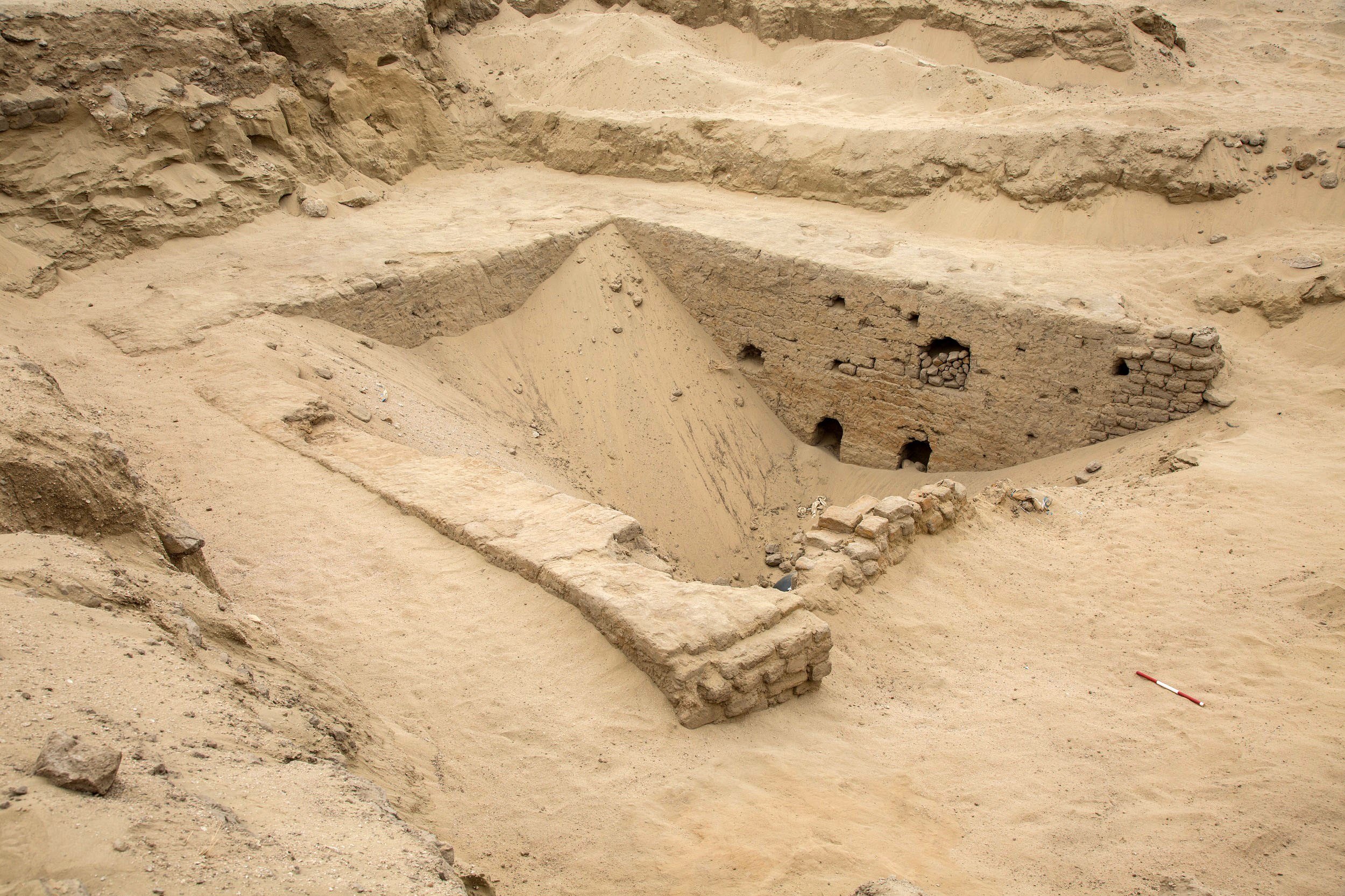 Hallazgo arqueológico en Perú: descubren gran cámara funeraria inca