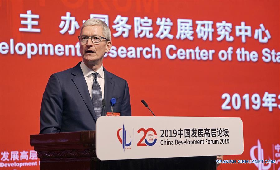 Tim Cook anuncia ganancia compartida en el Foro de Desarrollo de China