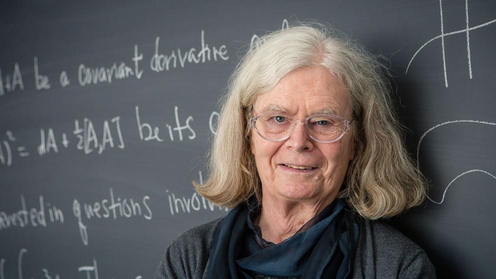 Karen Uhlenbeck, primera mujer que gana el «Nobel» de matemáticas