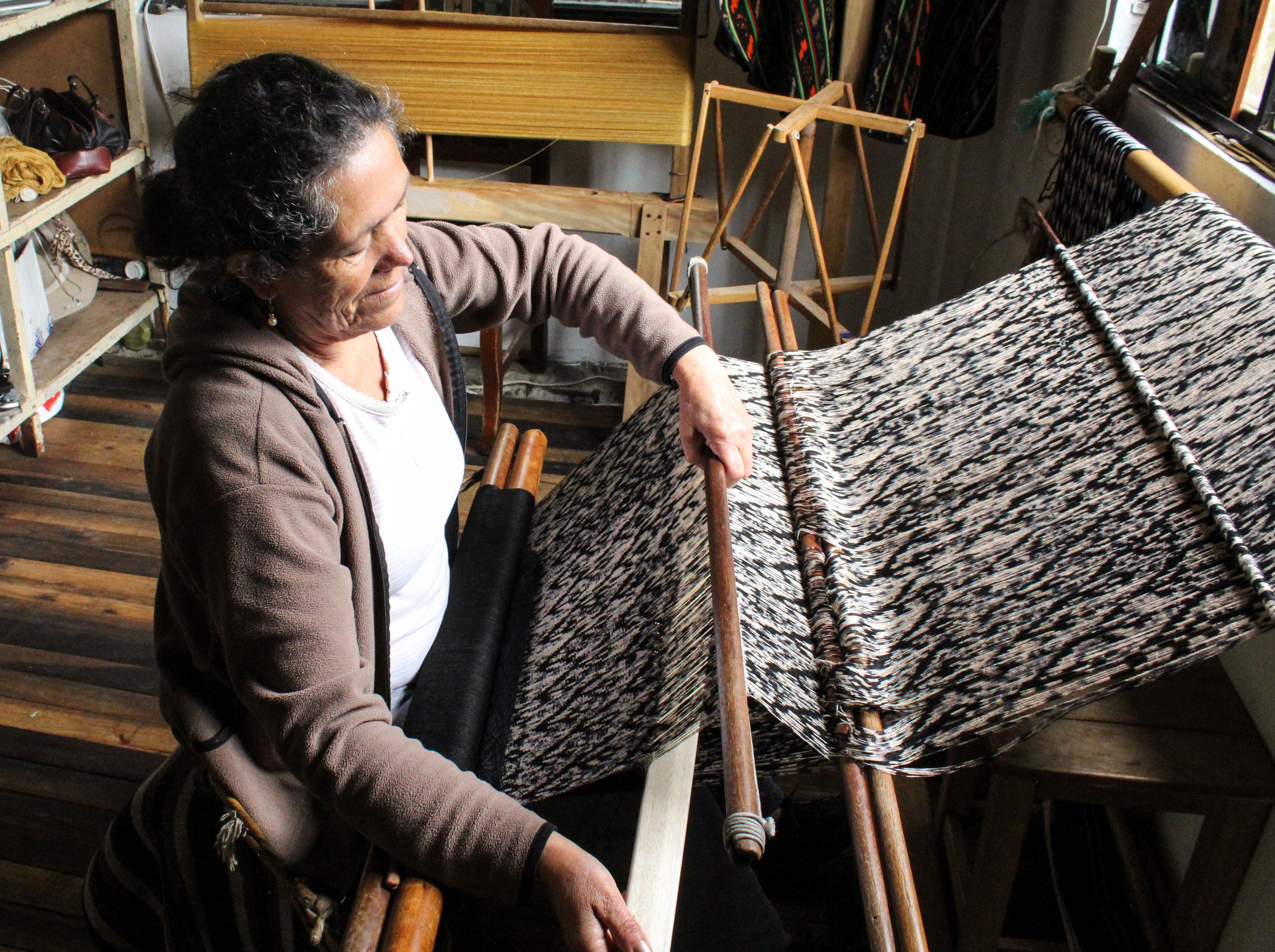 La macana, el artesanal tejido del sur de Ecuador considerado patrimonio