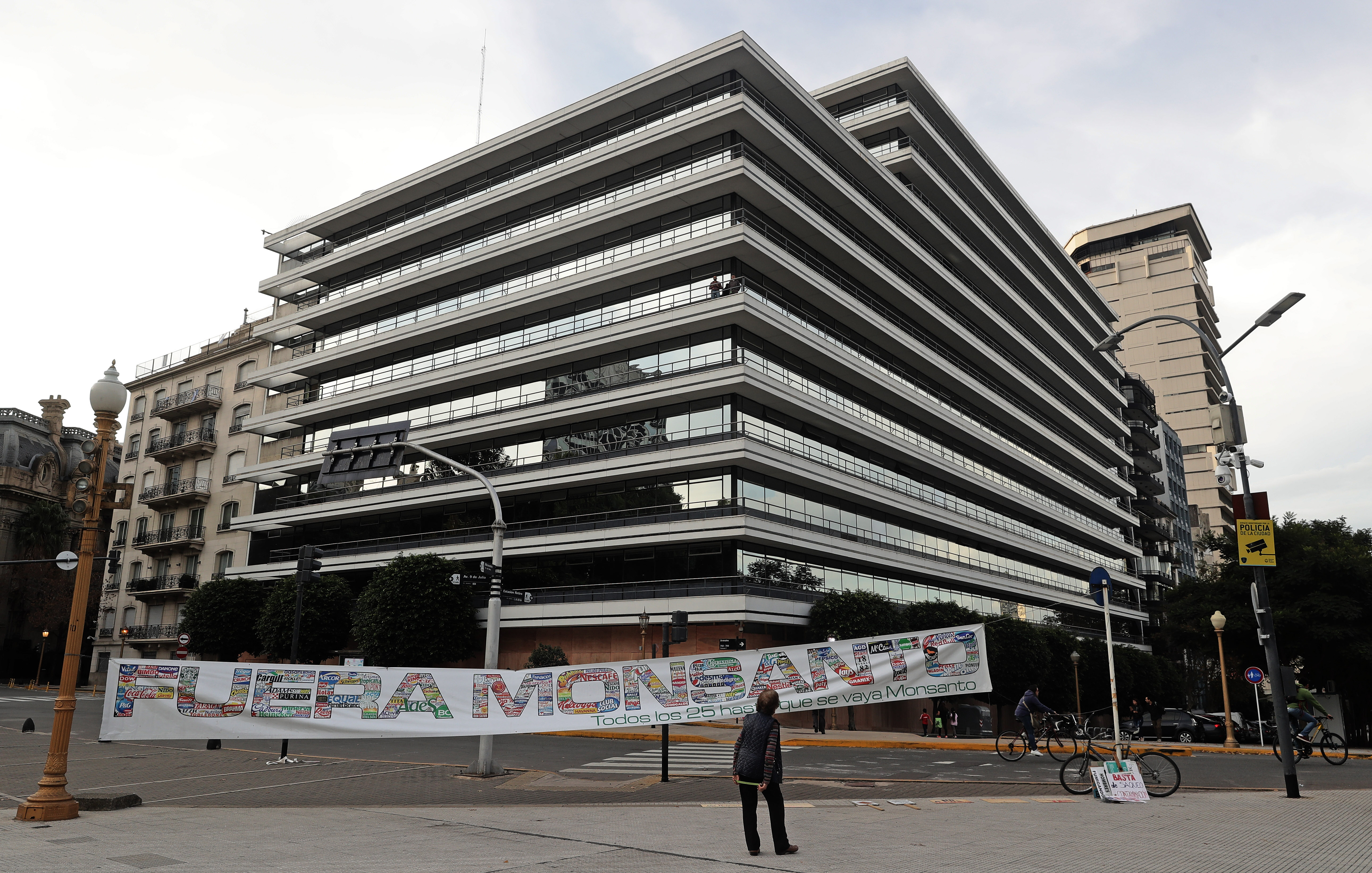 Descubren más listas de Monsanto en siete países de Europa