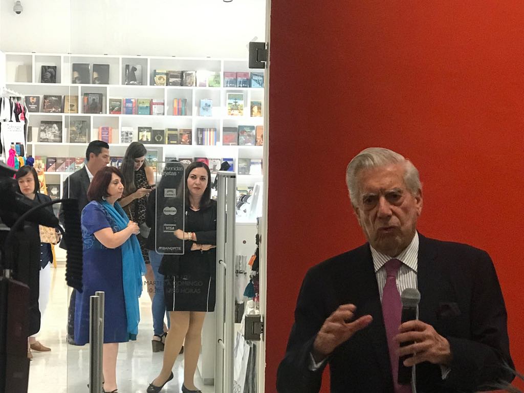 Mario Vargas Llosa inaugura el Foro Internacional: “Desafíos a la libertad del siglo XXI”