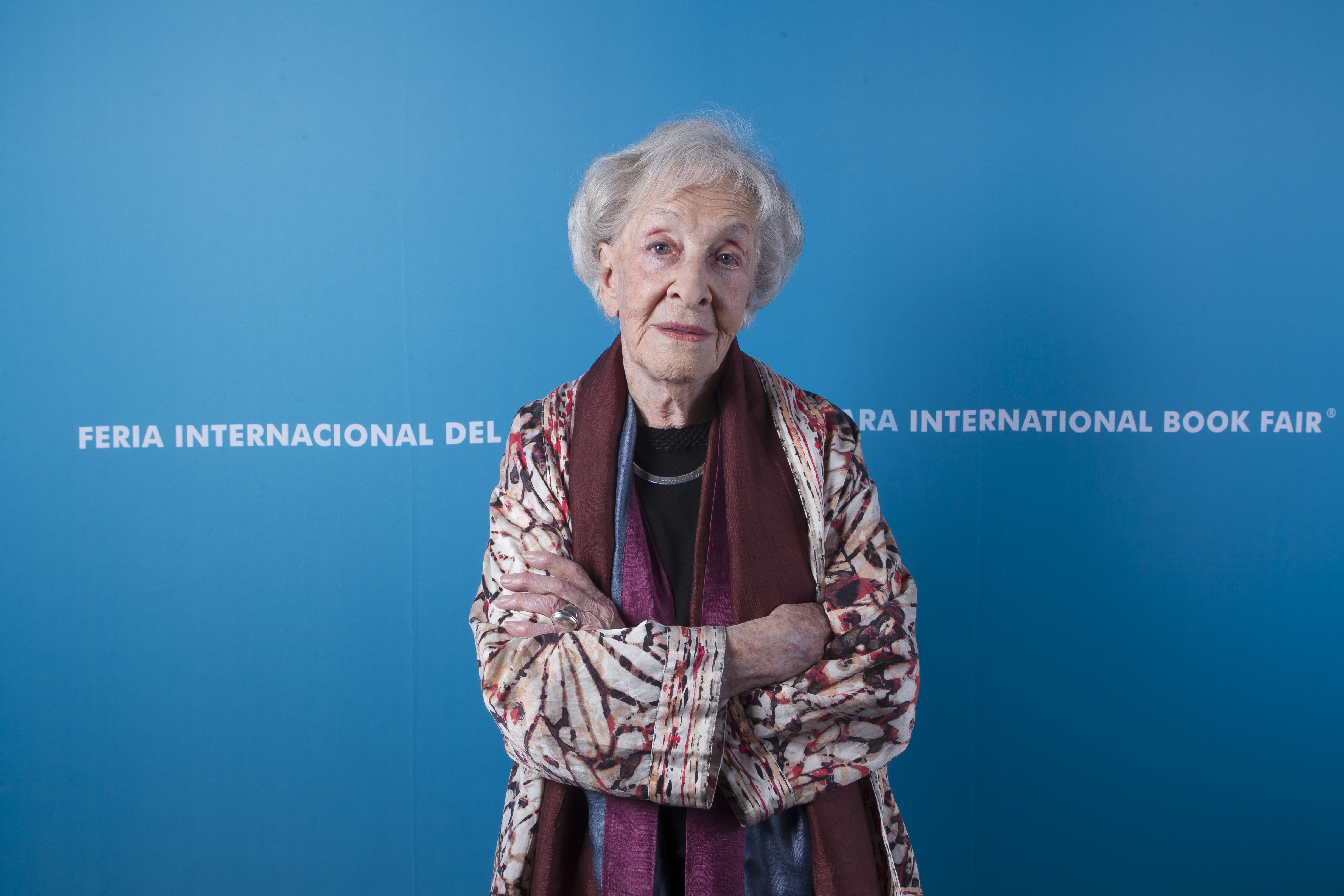 Ida Vitale recibe el premio de literatura Miguel Cervantes 2018