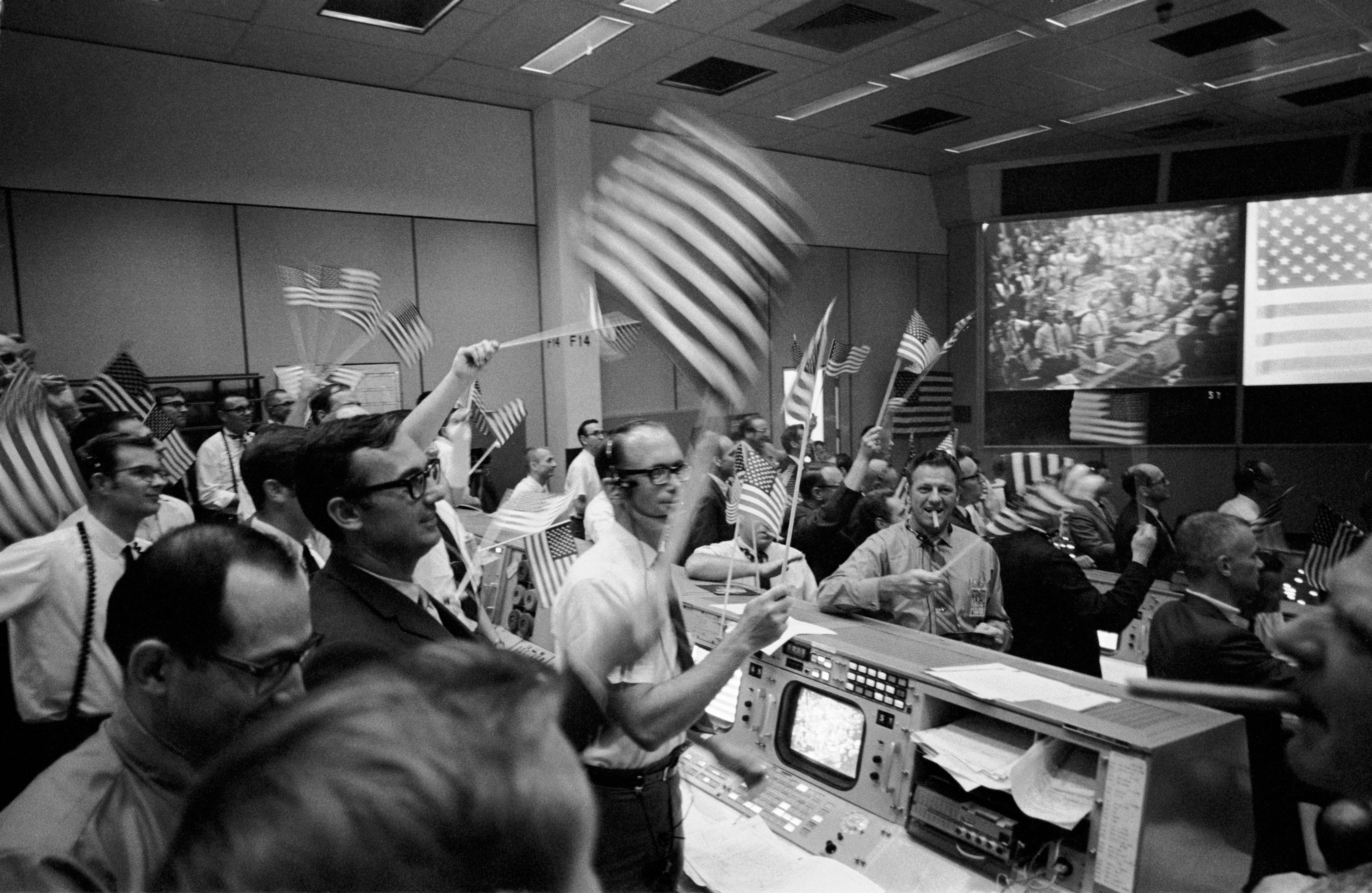 Los 400.000 involucrados en llevar al hombre a la Luna hacen memoria