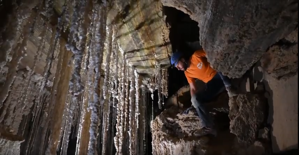 La cueva de sal más grande del mundo está en Israel