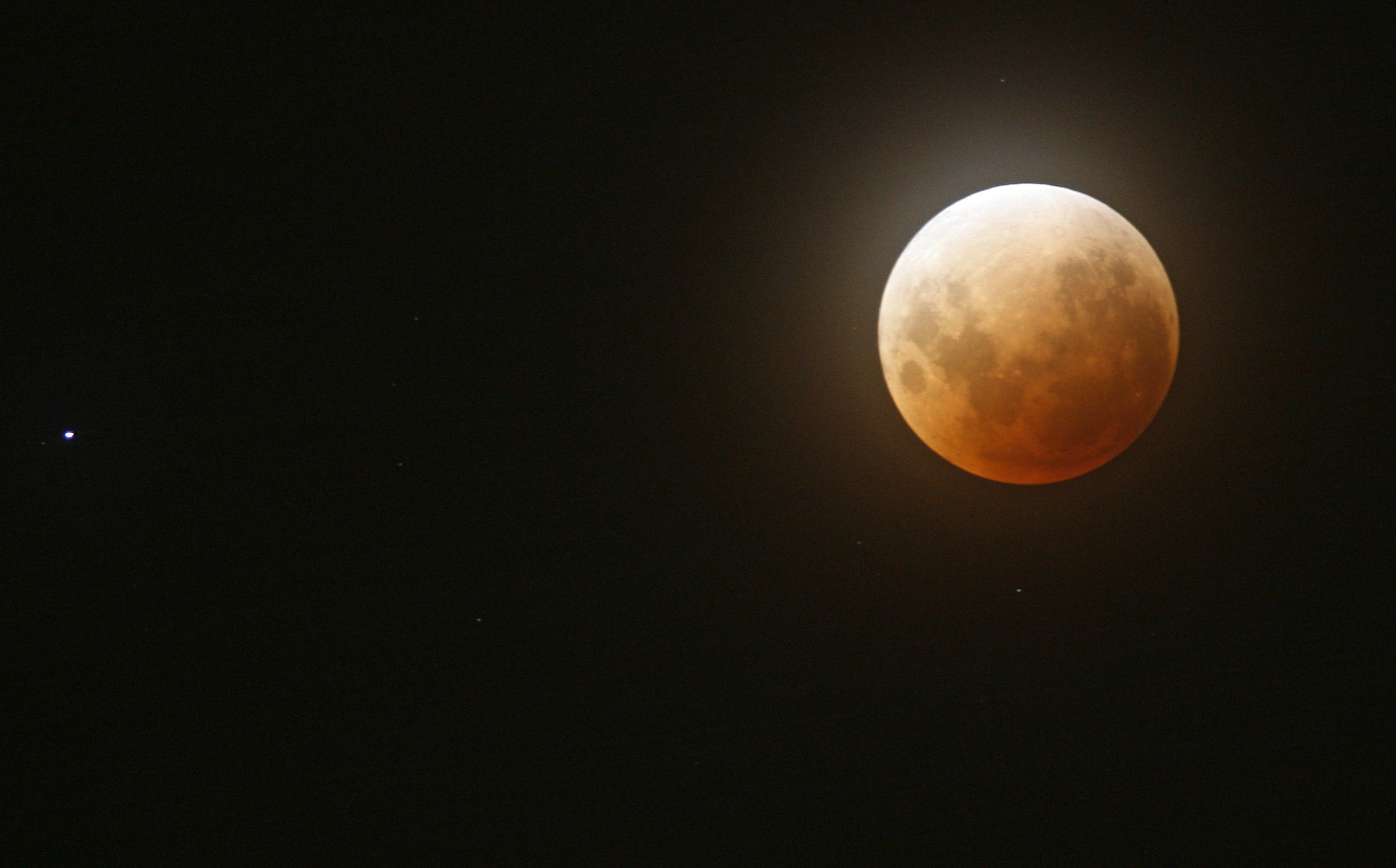 Argentina disfrutará de un eclipse de Sol que atrae curiosos de todo el mundo