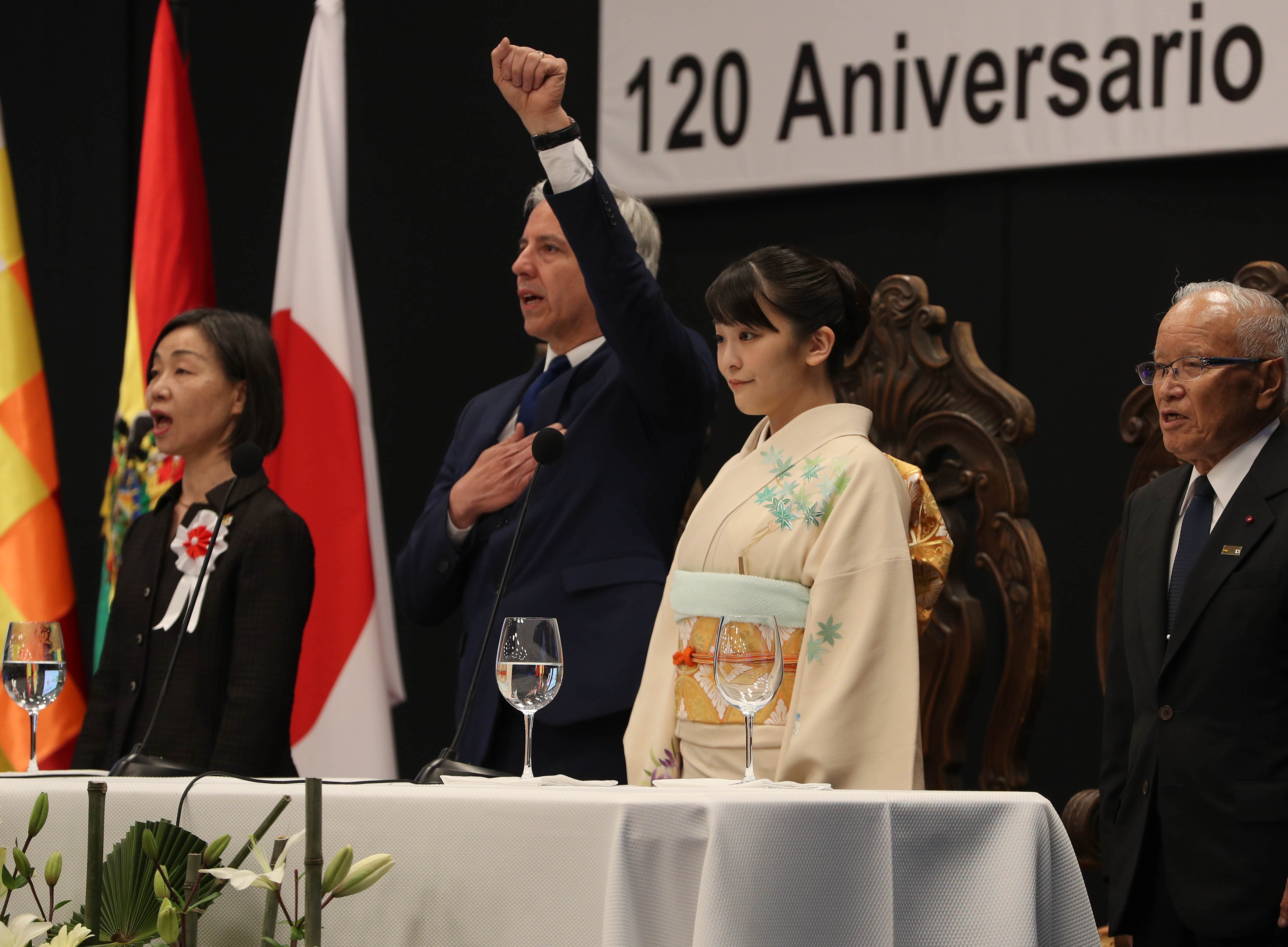 Bolivia y Japón celebran los 120 años del puente tendido por los inmigrantes