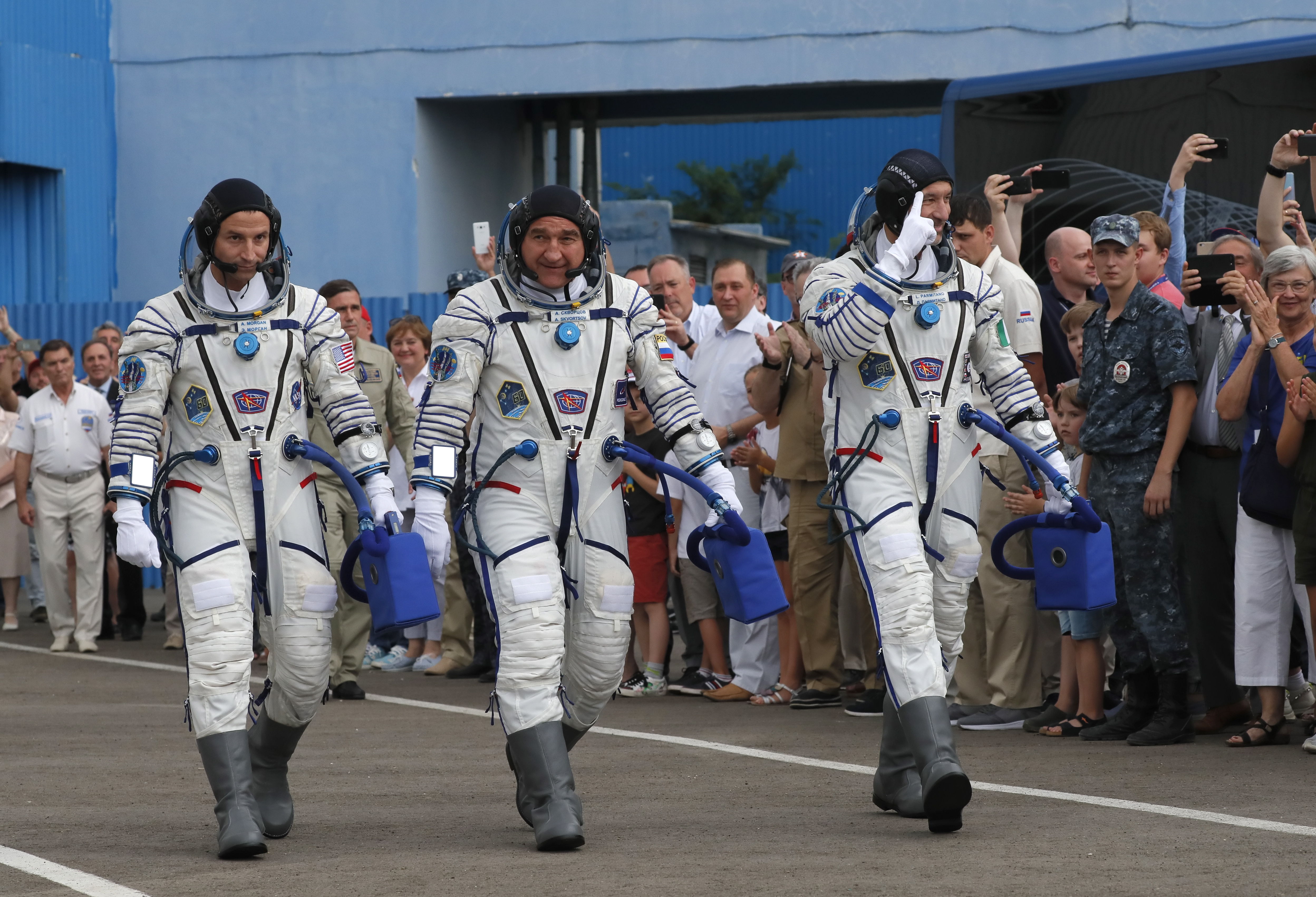 Nave rusa Soyuz despega rumbo a Estación Espacial en homenaje al Apolo 11