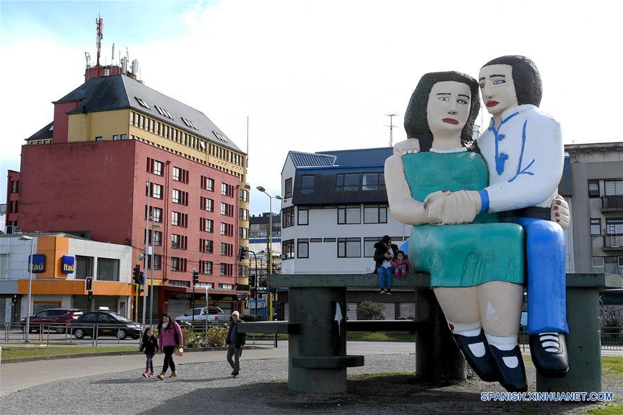 La escultura chilena que resiste a las críticas y lucha por el amor