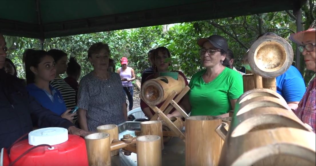 Buscan profesionalizar los conocimientos de los campesinos en Colombia