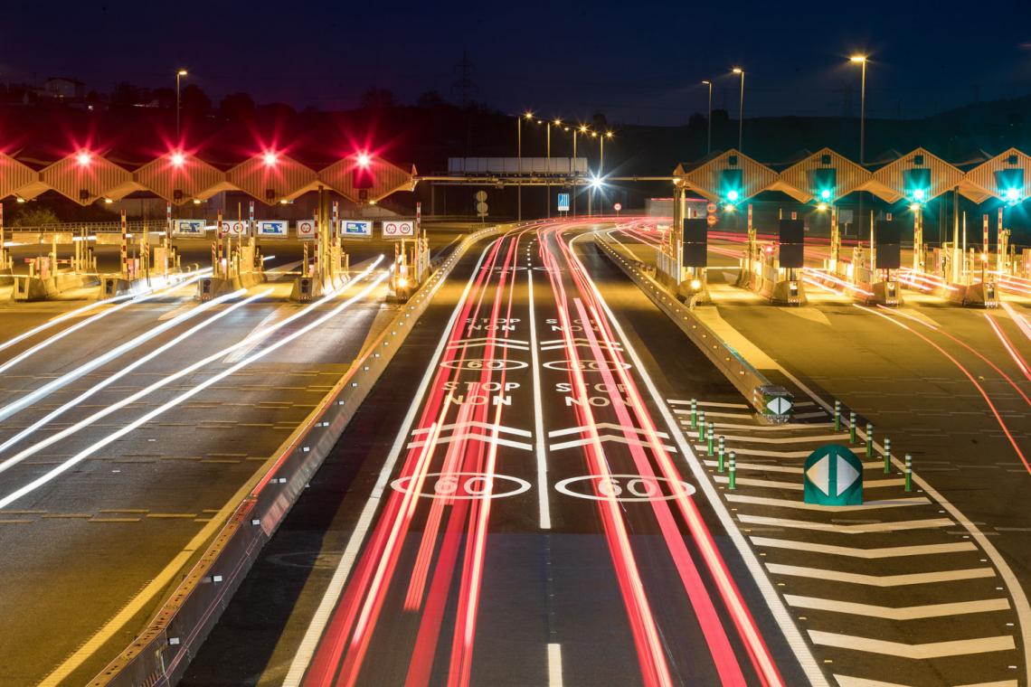 Primera autopista inteligente realiza pruebas de manejo autónomo