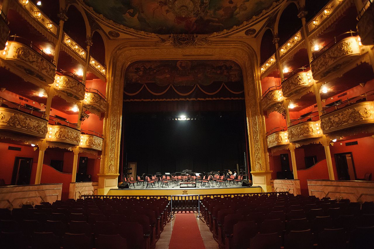 El Teatro Nacional de Panamá reabre tras una millonaria restauración