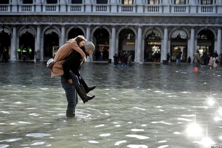 Estado de emergencia en Venecia por la mayor inundación en medio siglo