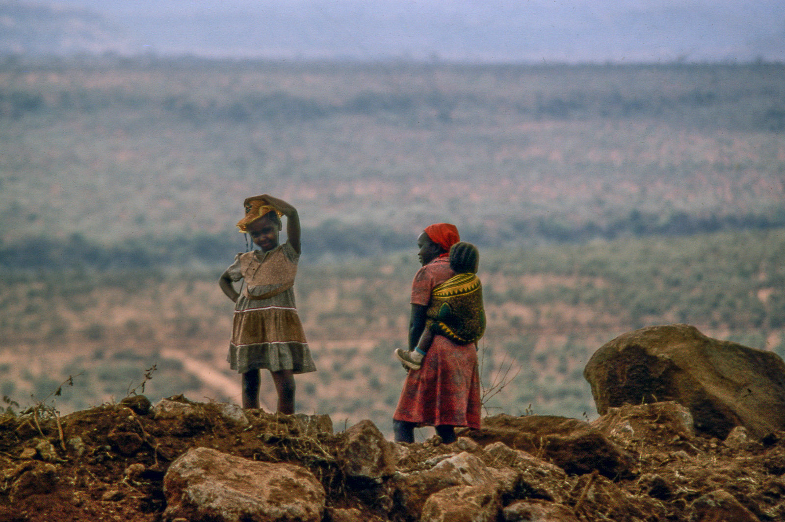 Crisis climática provoca hambre en 17 millones de niños en Africa, afirman