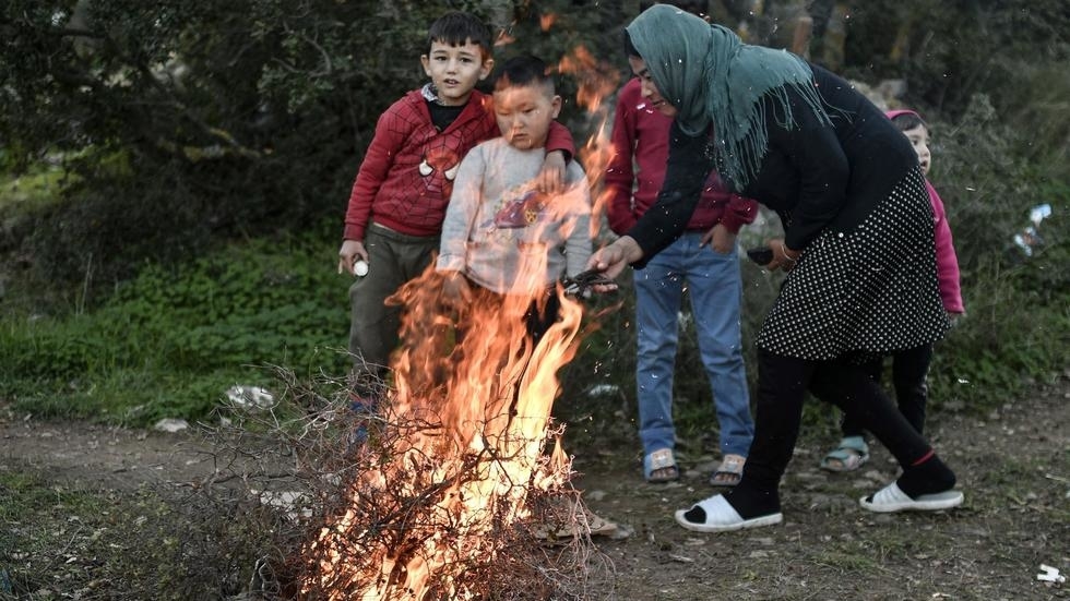 ONU lanza plan para suministrar electricidad a todos los campos de refugiados