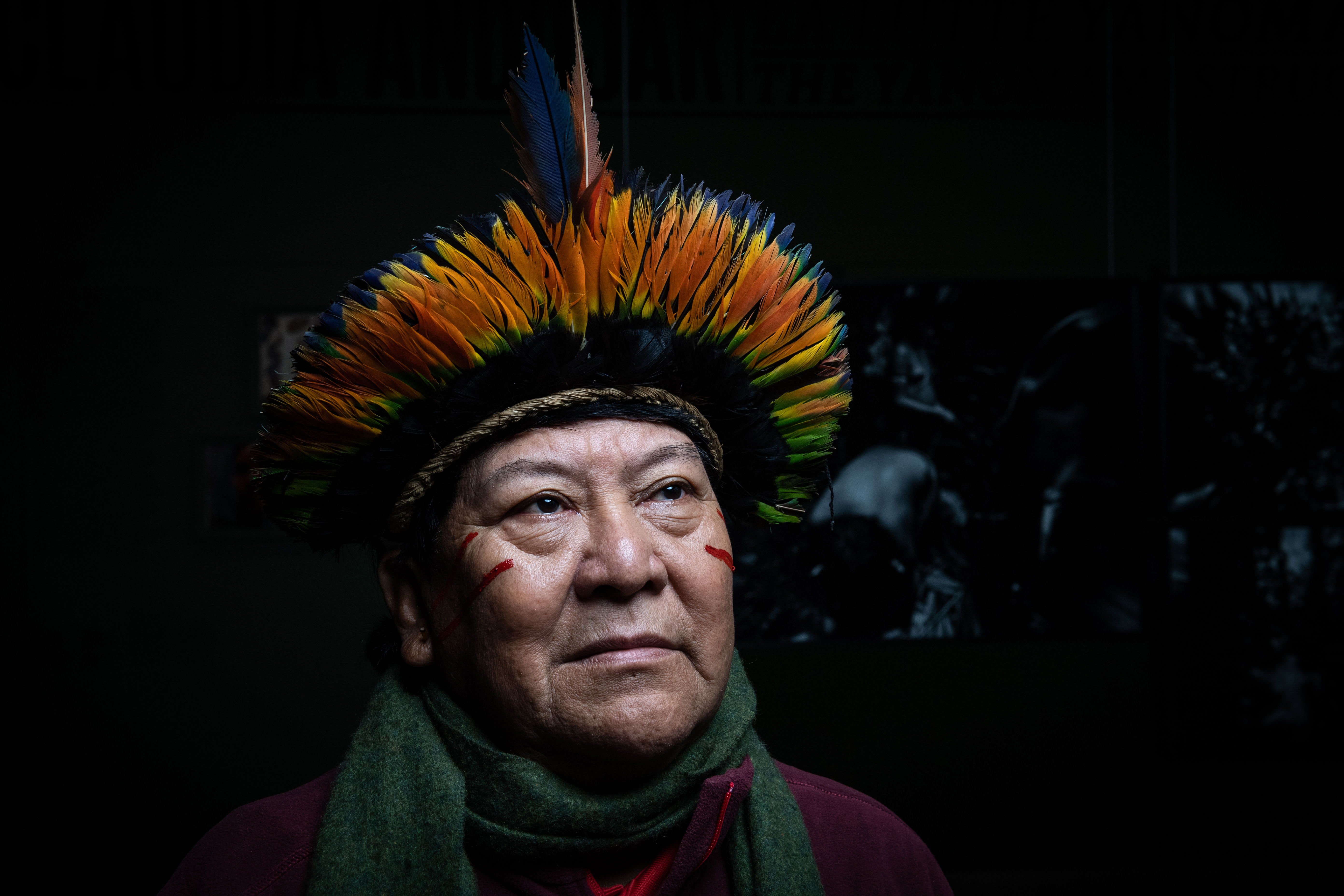 Muestra en París expone el misticismo y la lucha de los yanomami