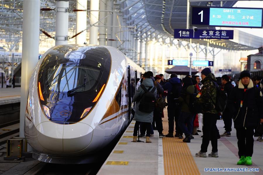 Ferrocarril de alta velocidad Beijing-Zhangjiakou entra en operación