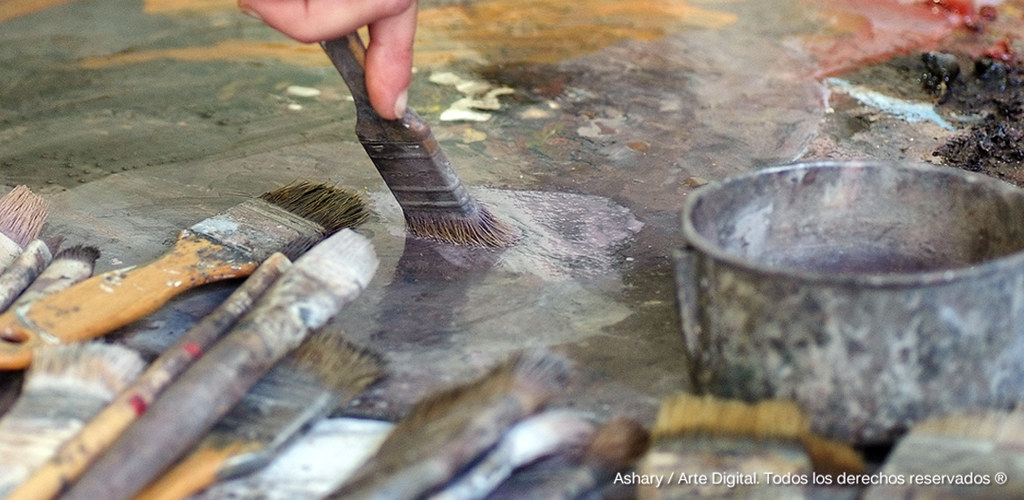 Científicos mexicanos crean una pintura que degrada la contaminación del aire 