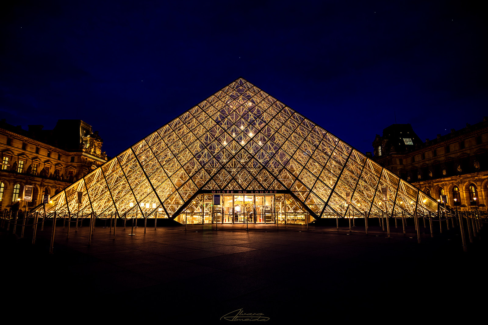 Un Leonardo da Vinci majestuoso llega al Louvre de París