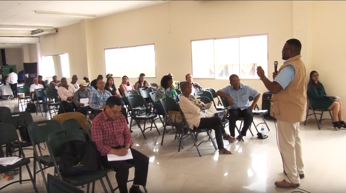 Imparten congreso de educación intercultural en Honduras para proteger a los pueblos indígenas