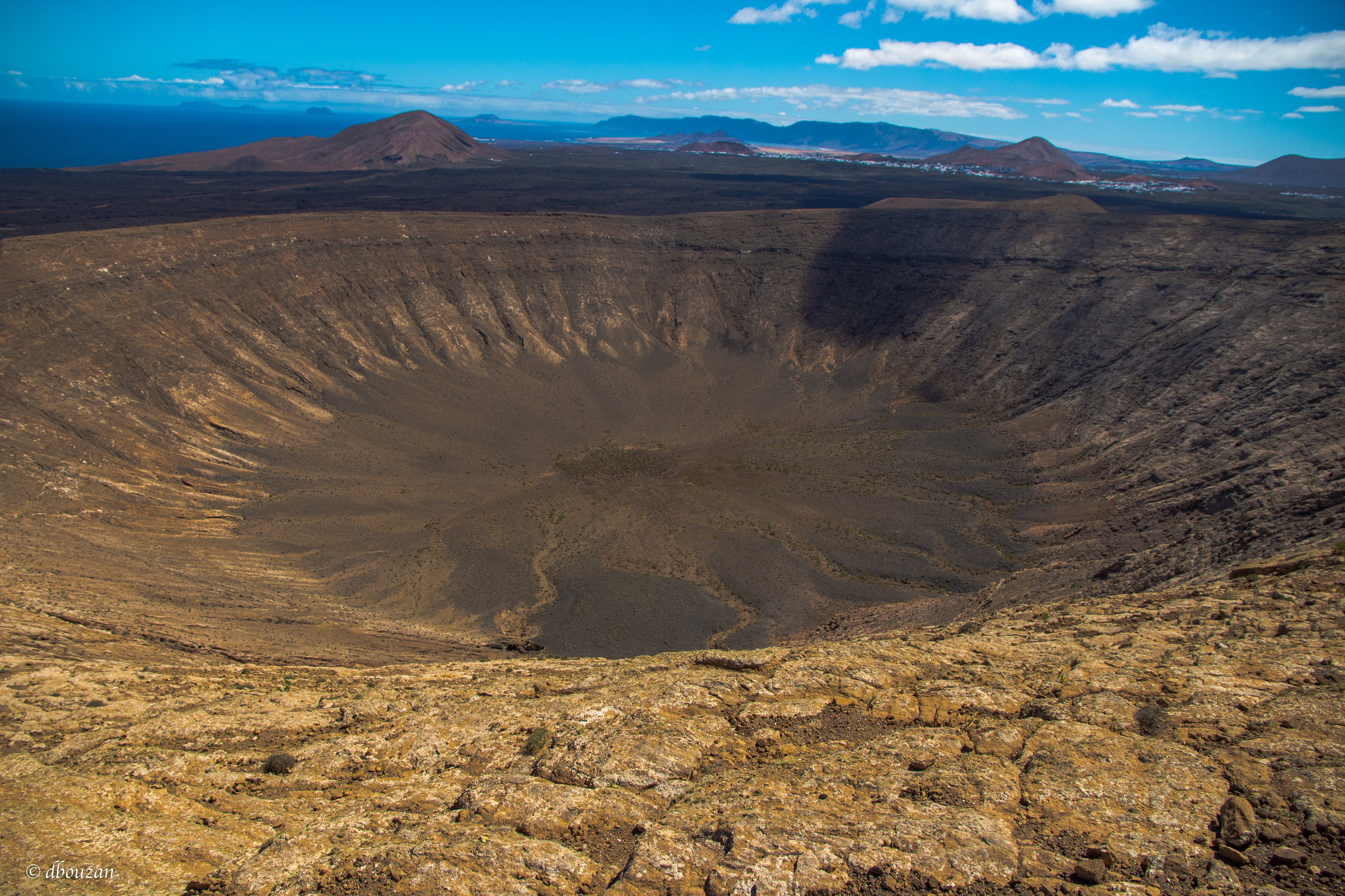 Encuentran en Australia el cráter de meteorito más antiguo de la Tierra