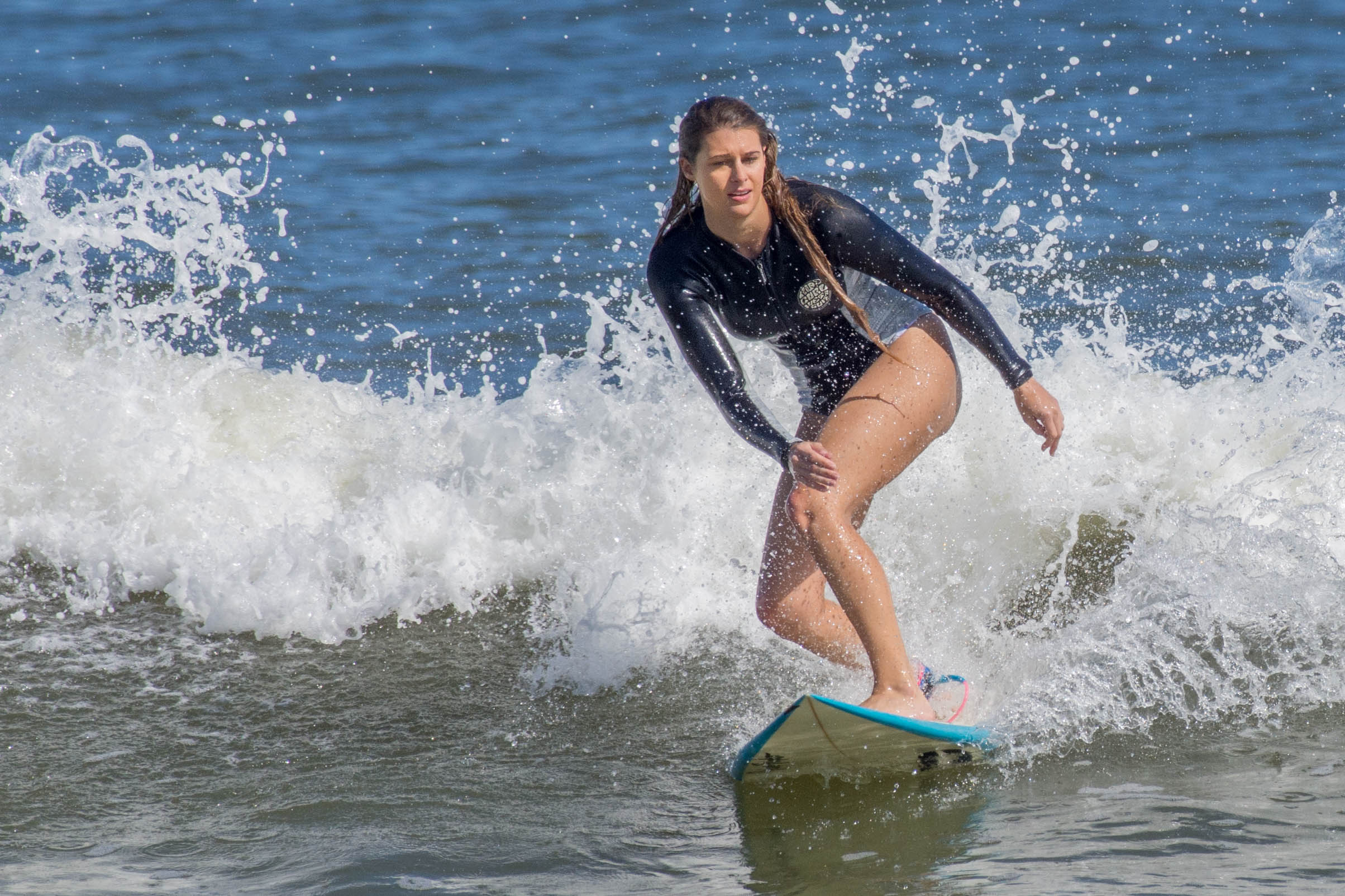  Surfistas de todo el mundo montan una ola mágica llamada La Pororoca 