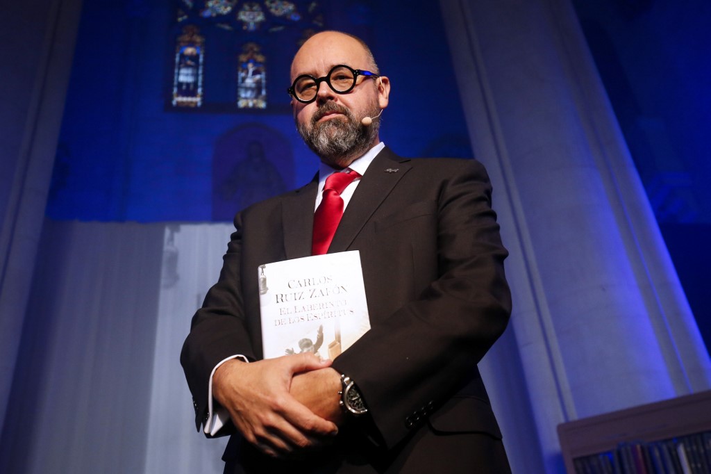 Fallece Carlos Ruiz Zafón, autor de la exitosa novela «La sombra del viento»