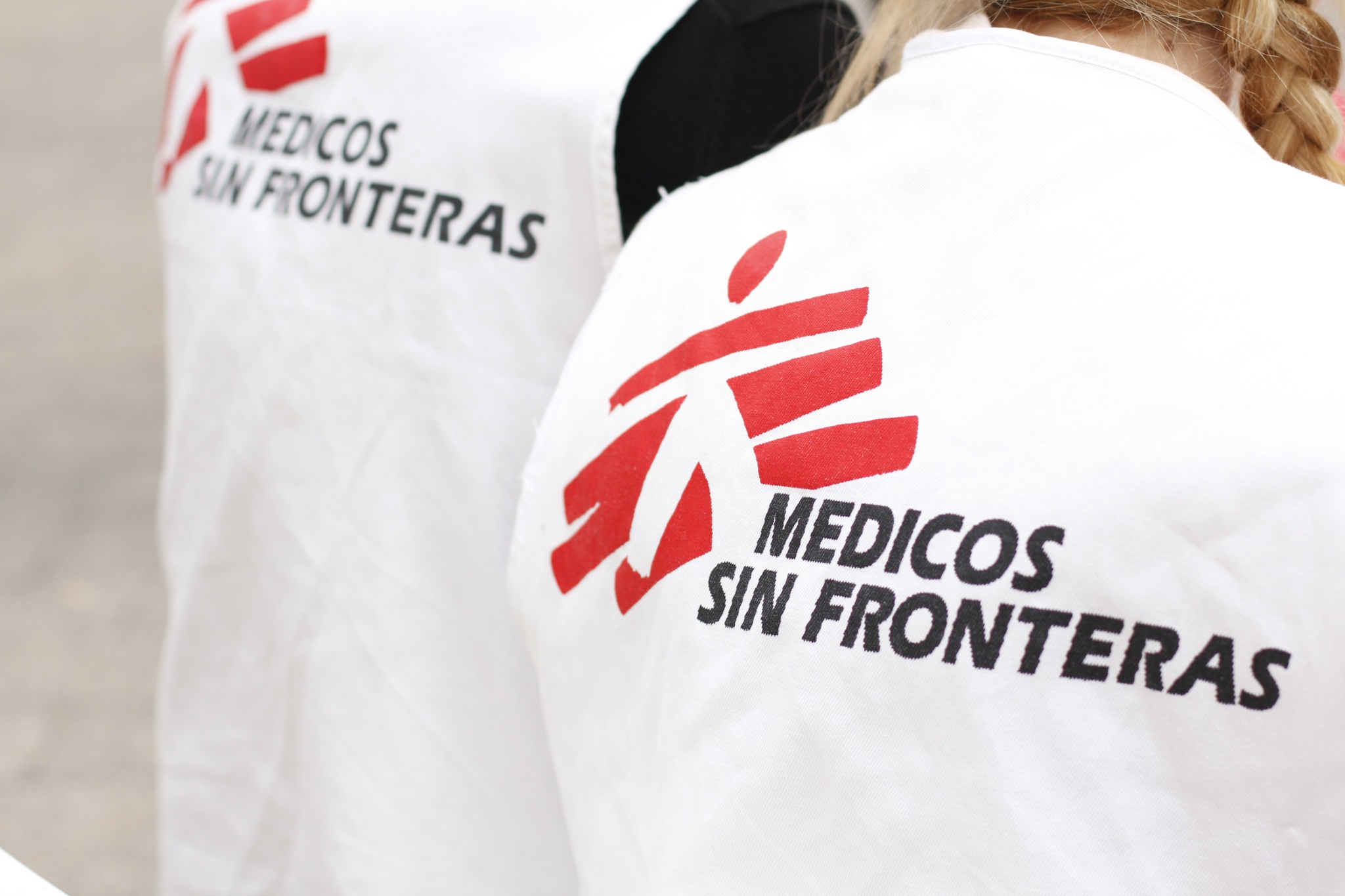Esta ONG atiende las emergencias por coronavirus pese al riesgo de las pandillas en El Salvador