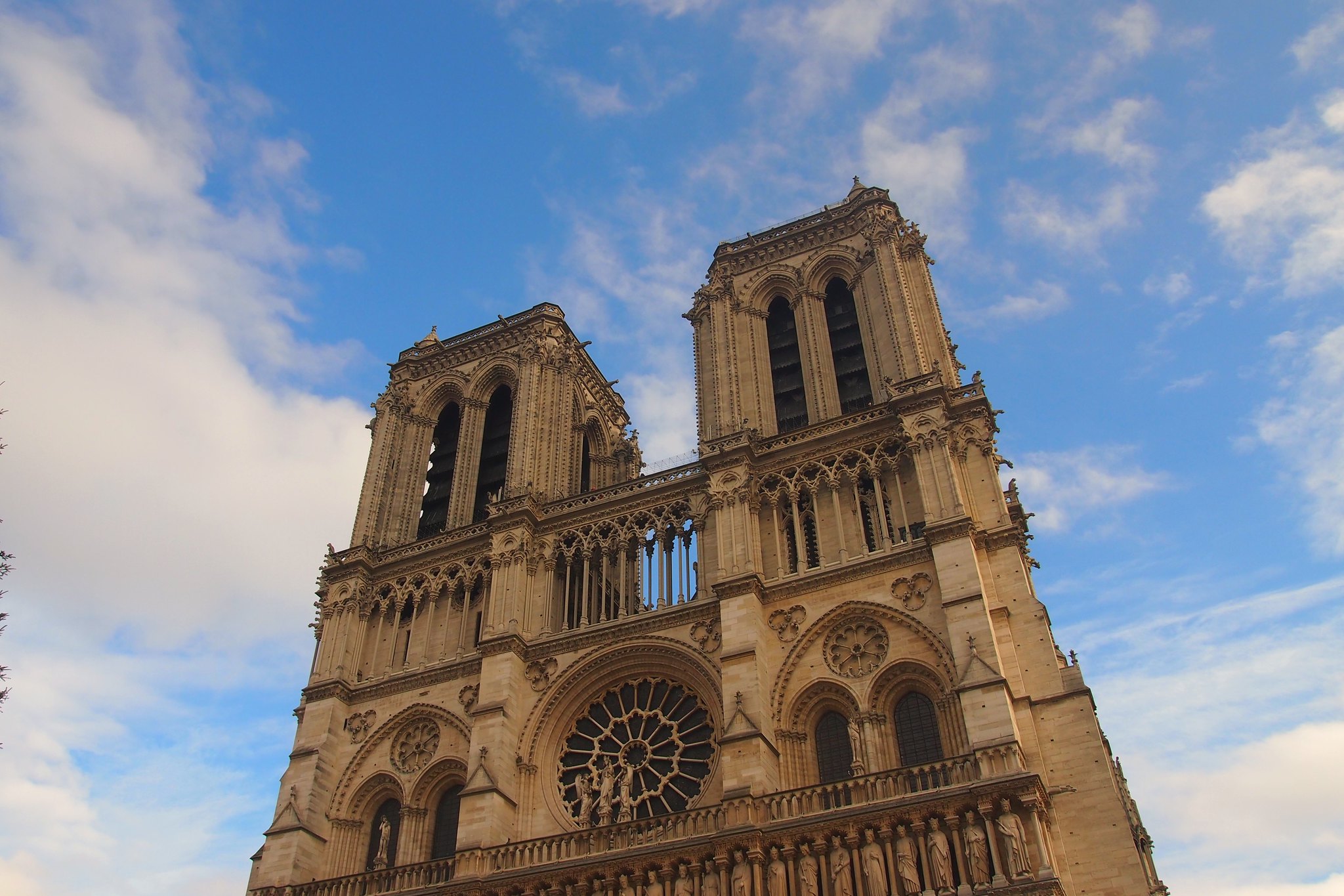 Las manos detrás de la reconstrucción de Notre Dame