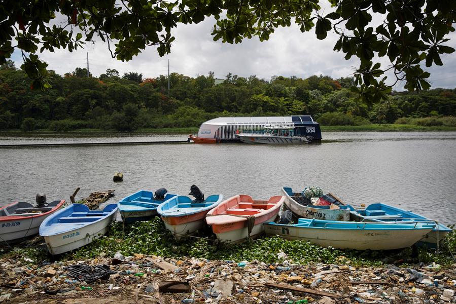 El río Ozama en República Dominicana se vislumbra liberado de plásticos