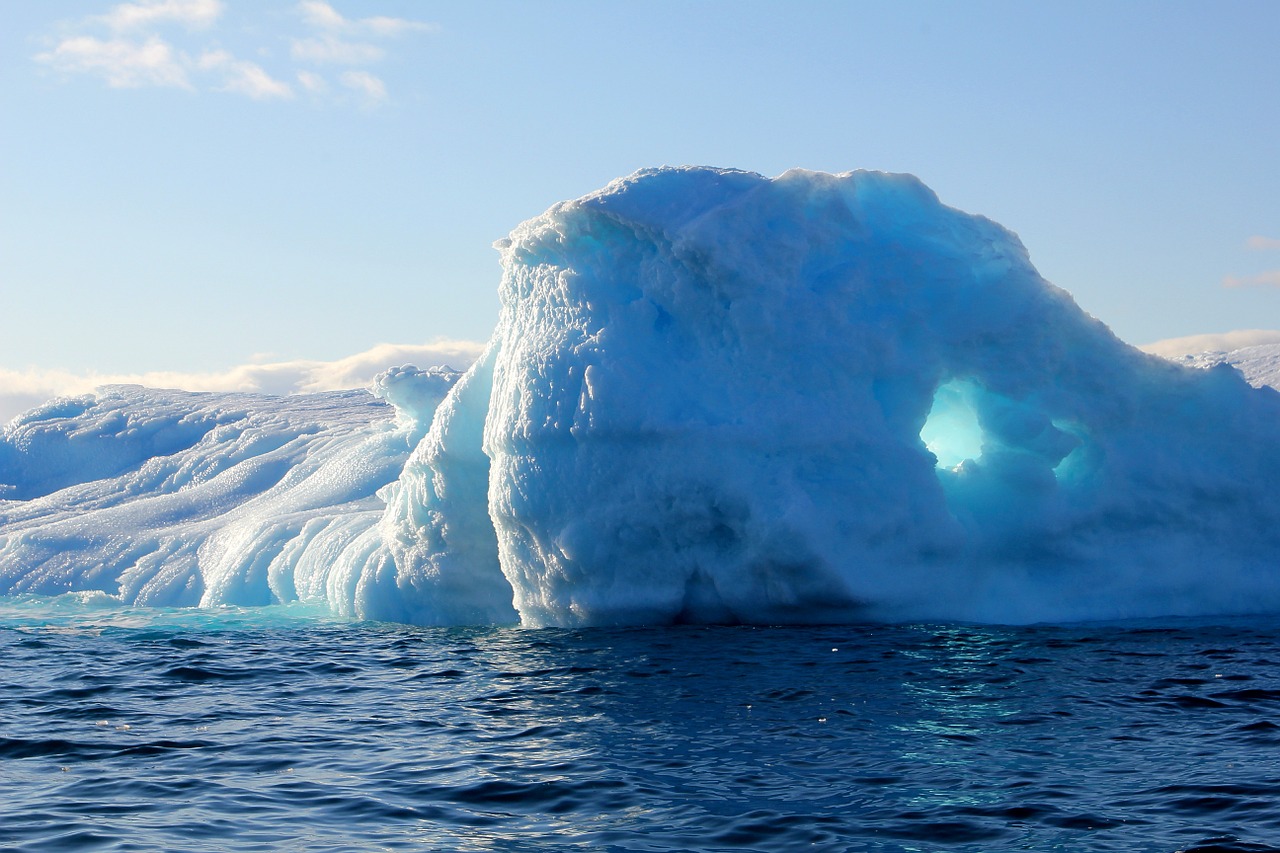 Casquete glaciar en Groenlandia se derrite irremediablemente