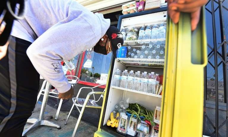 Refrigeradores solidarios, iniciativa para alimentar a afectados por crisis de COVID-19