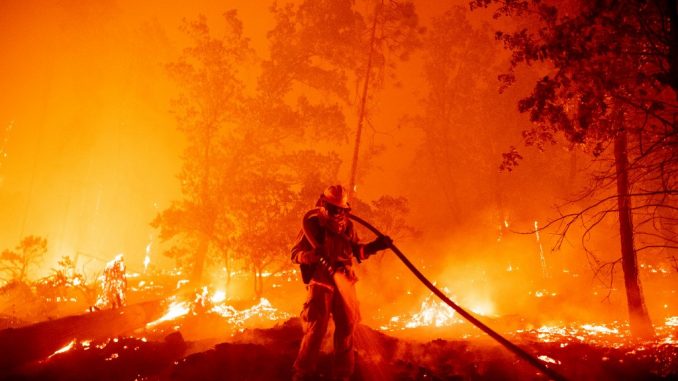 California vive su segunda oleada de incendios