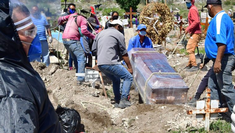 El mundo rebasa el millón de muertes por la pandemia del coronavirus